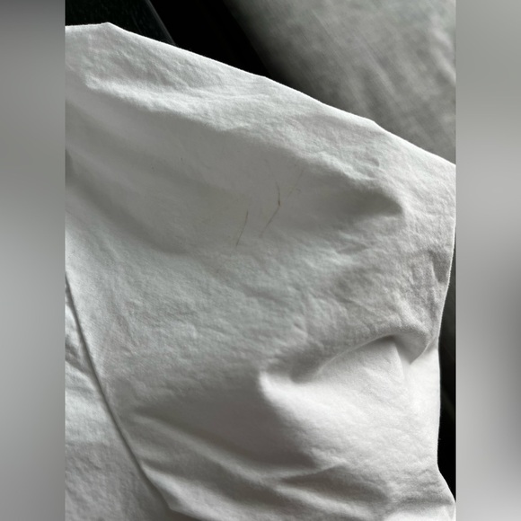 Disney100 XL White Collared Button Up Graphic Shirt Minnie Mouse - Picture 10 of 14